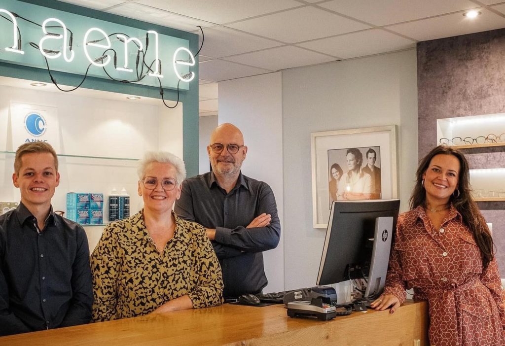 van-aerle-optiek-team